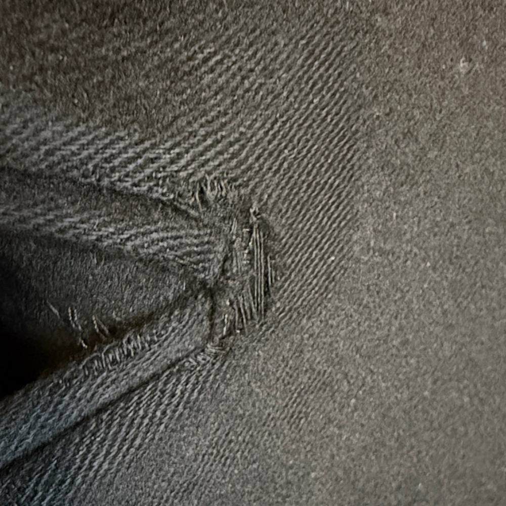 MaxMara Classic  Black Trench Coat Double Breast 100% Virgin Wool - Picture 14 of 16